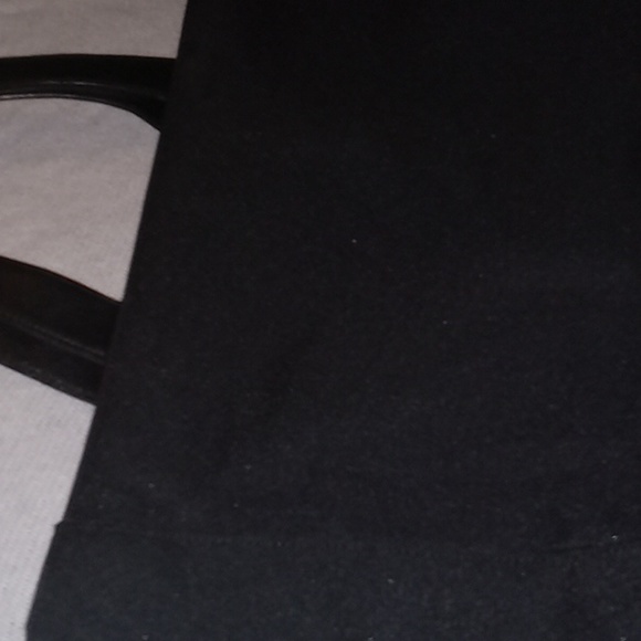 Handbag - Picture 8 of 9